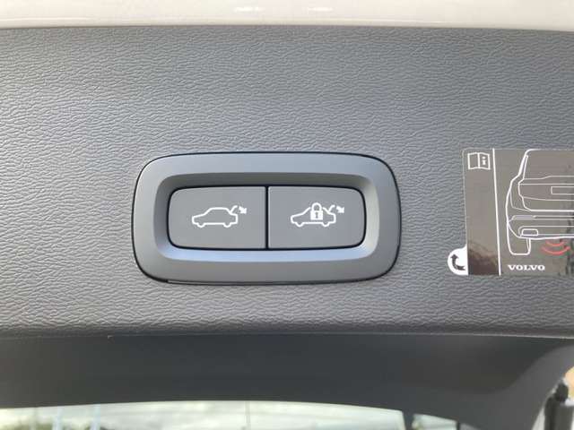 ボルボ ＸＣ４０ Ｔ４ ＡＷＤ インスクリプション ４ＷＤ R1年 (東北) 99