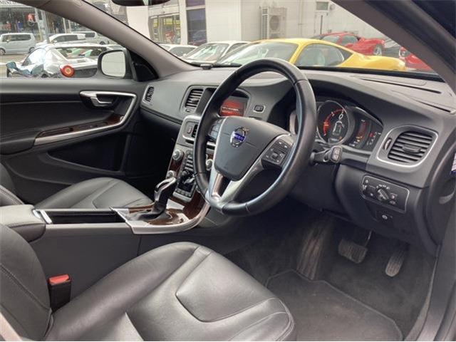 ボルボ Ｖ６０ Ｄ４ クラシック ディーゼルターボ H30年 (東北) 99