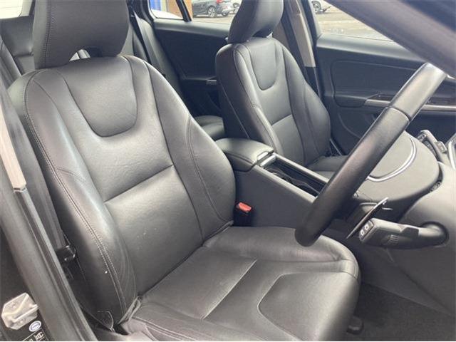 ボルボ Ｖ６０ Ｄ４ クラシック ディーゼルターボ H30年 (東北) 99