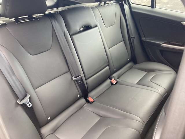 ボルボ Ｖ６０ Ｄ４ クラシック ディーゼルターボ H30年 (東北) 99