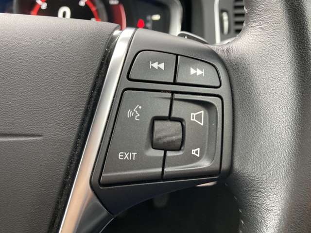 ボルボ Ｖ６０ Ｄ４ クラシック ディーゼルターボ H30年 (東北) 99