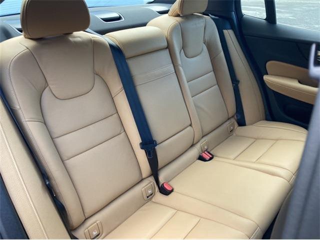 ボルボ Ｓ６０ Ｔ４　モメンタム R1年 (東北) 99