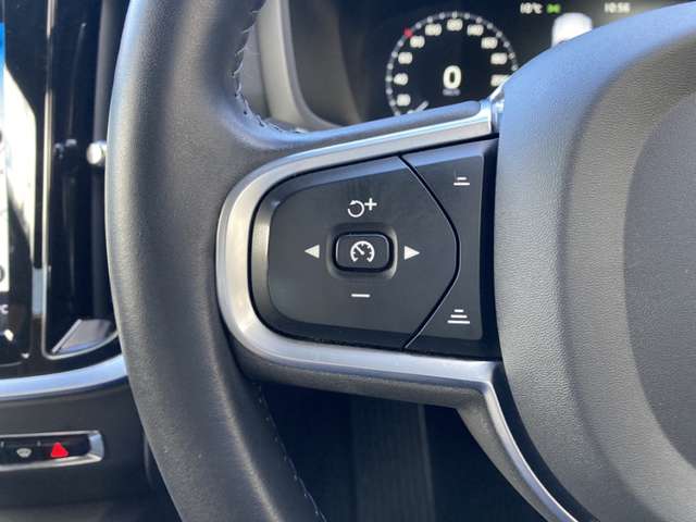 ボルボ Ｓ６０ Ｔ４　モメンタム R1年 (東北) 99