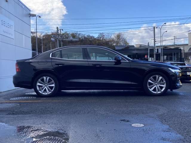 ボルボ Ｓ６０ Ｔ４　モメンタム R1年 (東北) 99