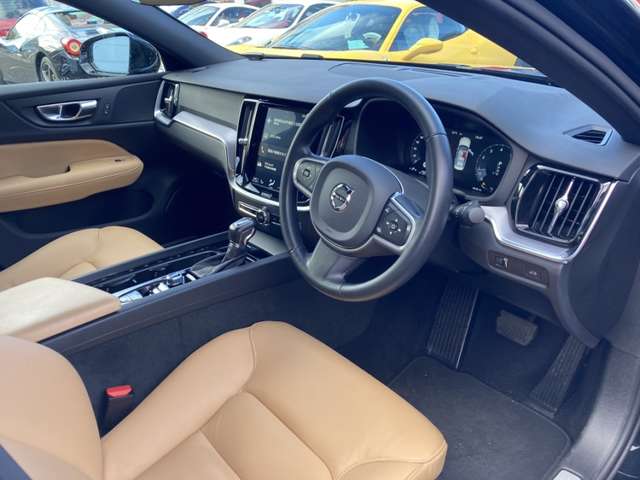 ボルボ Ｓ６０ Ｔ４　モメンタム R1年 (東北) 99