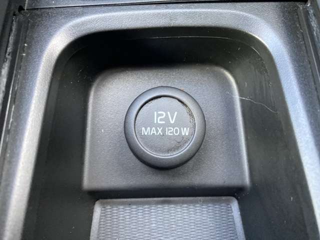 ボルボ Ｓ６０ Ｔ４　モメンタム R1年 (東北) 99