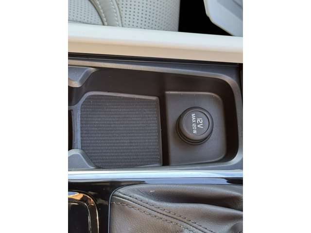 ボルボ ＸＣ６０ Ｄ４ ＡＷＤ インスクリプション ディーゼルターボ ４ＷＤ H30年 (東北) 99