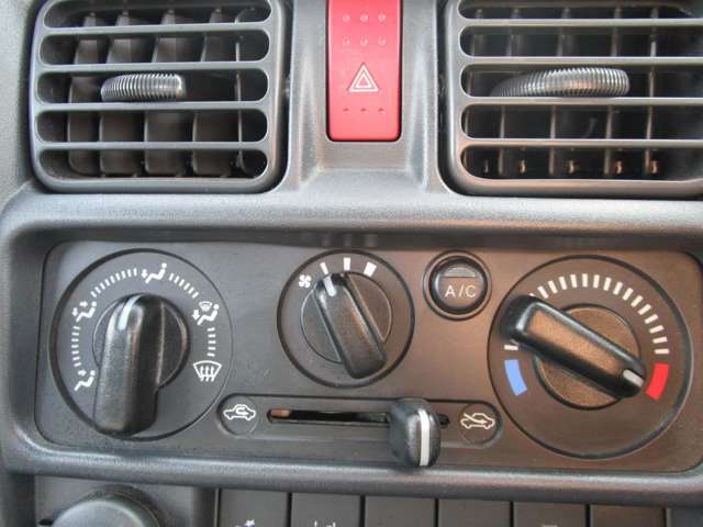 スズキ キャリイトラック ６６０ ＫＸ ３方開 ４ＷＤ R3年 (中国) 99