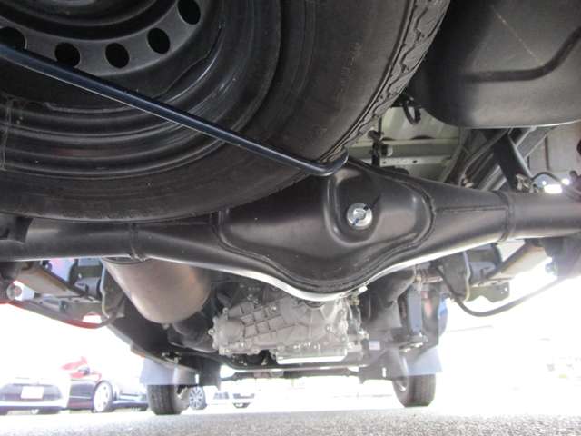 スズキ キャリイトラック ６６０ ＫＸ ３方開 ４ＷＤ R3年 (中国) 99