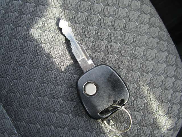 スズキ キャリイトラック ６６０ ＫＸ ３方開 ４ＷＤ R3年 (中国) 99