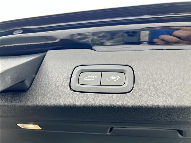 ボルボ Ｖ６０ Ｂ５　インスクリプション R3年 (東北) 99