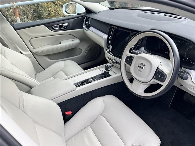 ボルボ Ｓ６０ Ｔ４　モメンタム R2年 (東北) 99