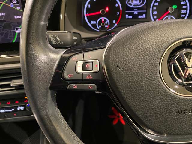 フォルクスワーゲン ポロ ＴＳＩ　コンフォートライン　リミテッド R2年 (九州・沖縄) 99