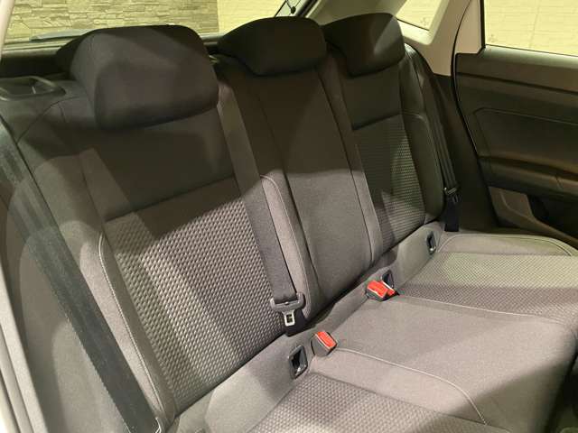 フォルクスワーゲン ポロ ＴＳＩ　コンフォートライン　リミテッド R2年 (九州・沖縄) 99