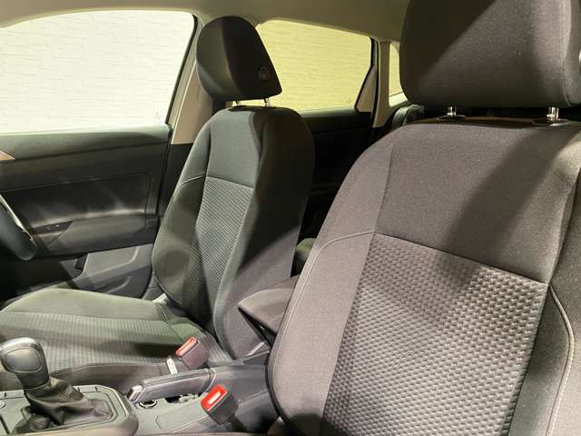 フォルクスワーゲン ポロ ＴＳＩ　コンフォートライン　リミテッド R2年 (九州・沖縄) 99