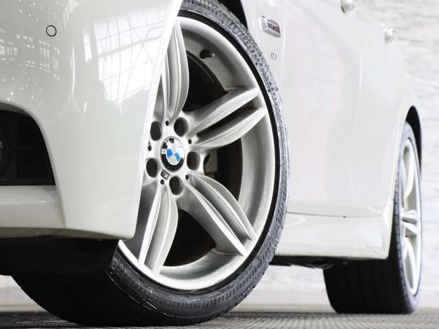 ＢＭＷ ５シリーズ ５２３Ｄ Ｍスポーツ ザ ピーク ディーゼルターボ H29年 (関東) 99