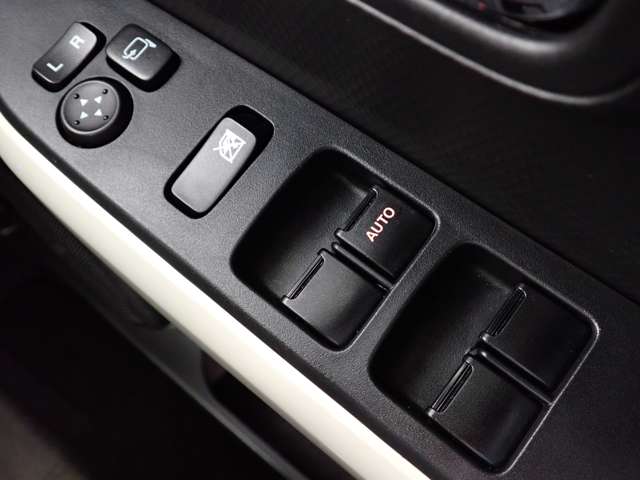 スズキ クロスビー １．０ ハイブリッド ＭＺ R5年 (関東) 99