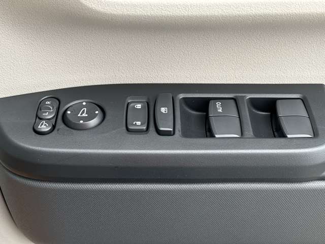 ホンダ Ｎ　ＢＯＸ ６６０ R6年 (近畿) 99