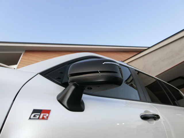 トヨタ ランドクルーザー ３．３ ＧＲスポーツ ディーゼルターボ ４ＷＤ R5年 (中国) 99