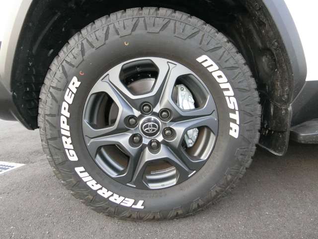 トヨタ ランドクルーザー ３．３ ＧＲスポーツ ディーゼルターボ ４ＷＤ R5年 (中国) 99