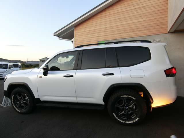 トヨタ ランドクルーザー ３．３ ＧＲスポーツ ディーゼルターボ ４ＷＤ R5年 (中国) 99