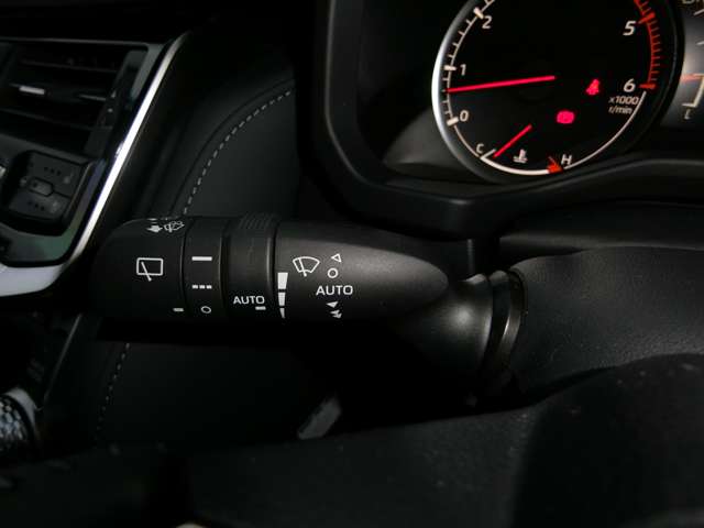 トヨタ ランドクルーザー ３．３ ＧＲスポーツ ディーゼルターボ ４ＷＤ R5年 (中国) 99