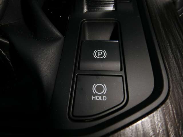 トヨタ ランドクルーザー ３．３ ＧＲスポーツ ディーゼルターボ ４ＷＤ R5年 (中国) 99