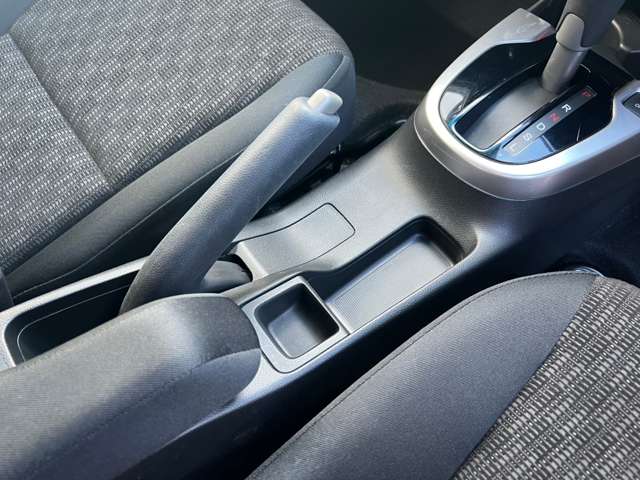 ホンダ フィット １．３ １３Ｇ Ｆ H29年 (東北) 99