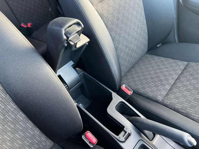 ホンダ フィット １．３ １３Ｇ Ｆ H29年 (東北) 99