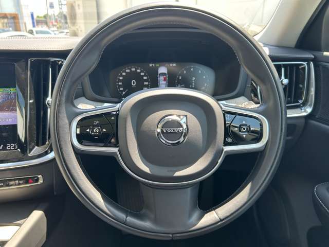 ボルボ Ｖ６０クロスカントリー Ｔ５ ＡＷＤ プロ ４ＷＤ R1年 (東北) 99