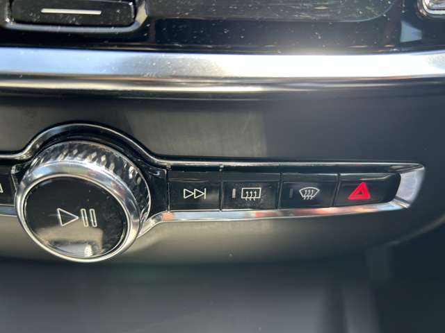 ボルボ Ｖ６０クロスカントリー Ｔ５ ＡＷＤ プロ ４ＷＤ R1年 (東北) 99