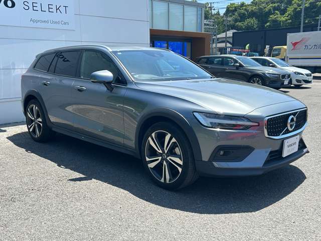 ボルボ Ｖ６０クロスカントリー Ｔ５ ＡＷＤ プロ ４ＷＤ R1年 (東北) 99