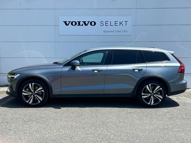 ボルボ Ｖ６０クロスカントリー Ｔ５ ＡＷＤ プロ ４ＷＤ R1年 (東北) 99