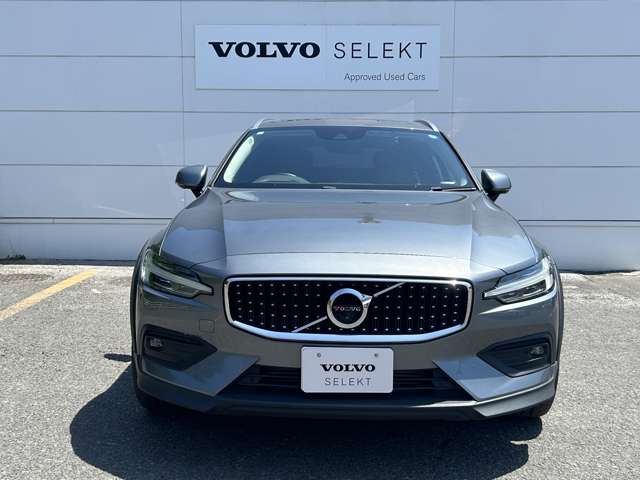 ボルボ Ｖ６０クロスカントリー Ｔ５ ＡＷＤ プロ ４ＷＤ R1年 (東北) 99