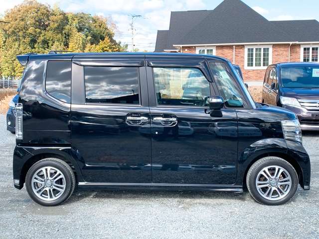 ホンダ Ｎ　ＢＯＸ ６６０ カスタムＧ Ｌパッケージ H28年 (九州・沖縄) 99