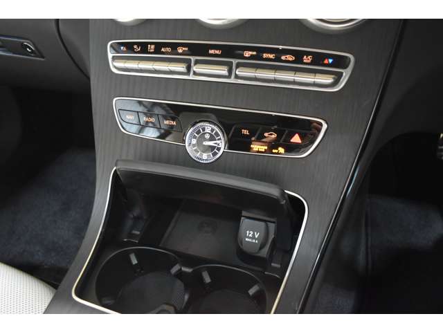 メルセデスベンツ Ｃクラス Ｃ１８０ スポーツ レザーエクスクルーシブパッケージ R1年 (関東) 99