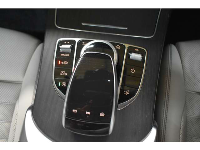 メルセデスベンツ Ｃクラス Ｃ１８０ スポーツ レザーエクスクルーシブパッケージ R1年 (関東) 99