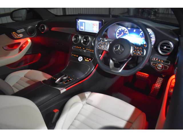 メルセデスベンツ Ｃクラス Ｃ１８０ スポーツ レザーエクスクルーシブパッケージ R1年 (関東) 99