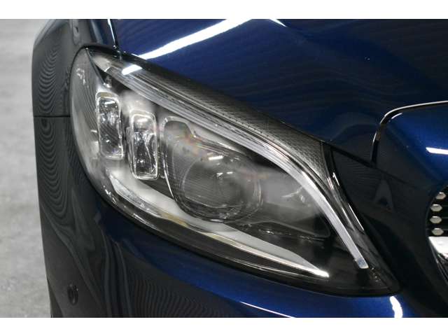 メルセデスベンツ Ｃクラス Ｃ１８０ スポーツ レザーエクスクルーシブパッケージ R1年 (関東) 99