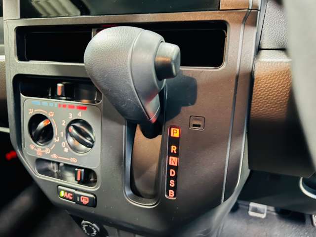 トヨタ ルーミー １．０ Ｘ R4年 (東北) 99