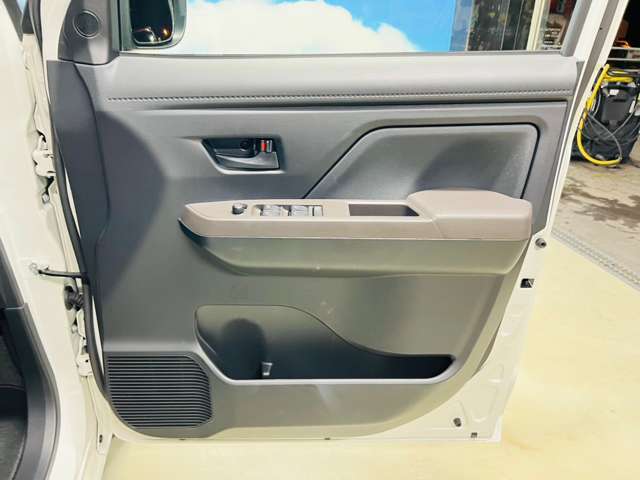 トヨタ ルーミー １．０ Ｘ R4年 (東北) 99