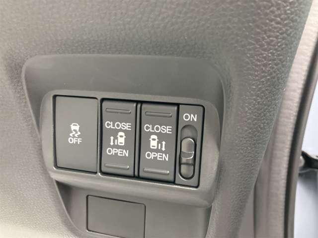 ホンダ フリード １．５ エアー ＥＸ R6年 (東海) 99