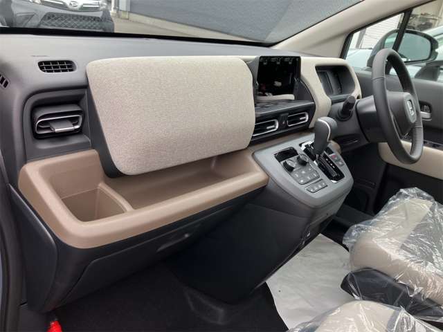 ホンダ フリード １．５ エアー ＥＸ R6年 (東海) 99