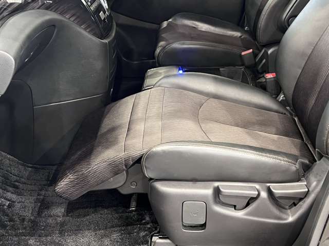 日産 エルグランド ２．５ ２５０ハイウェイスターＳ H27年 (関東) 99