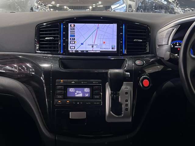 日産 エルグランド ２．５ ２５０ハイウェイスターＳ H27年 (関東) 99