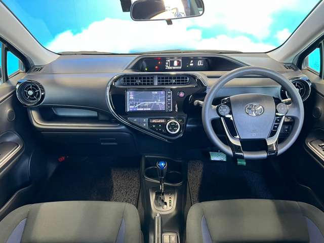 トヨタ アクア １．５ Ｓ R1年 (東北) 99