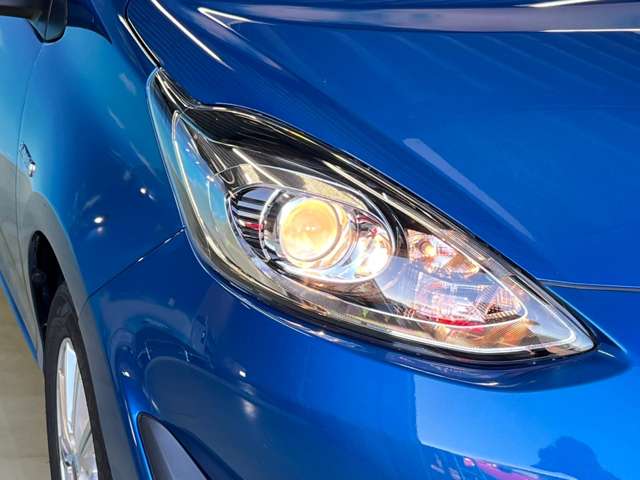 トヨタ アクア １．５ Ｓ R1年 (東北) 99