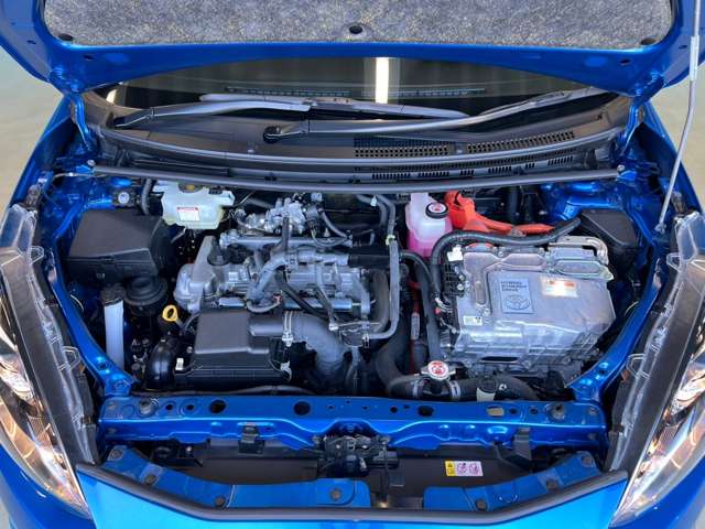 トヨタ アクア １．５ Ｓ R1年 (東北) 99