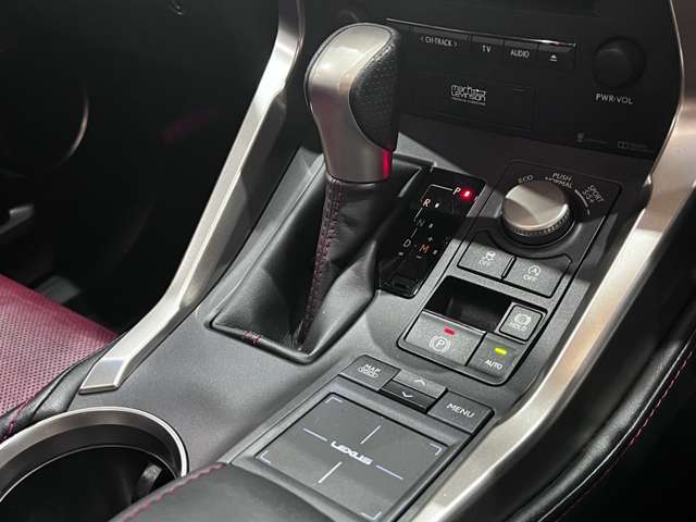 レクサス ＮＸ２００ｔ ２００Ｔ Ｆスポーツ ４ＷＤ H27年 (関東) 99