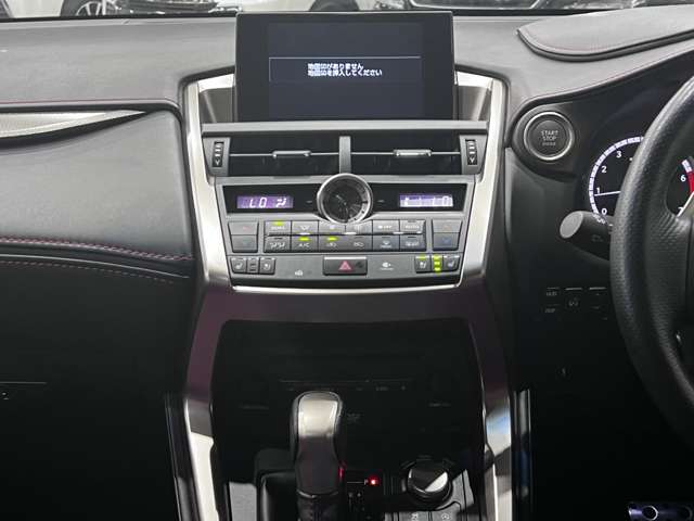 レクサス ＮＸ２００ｔ ２００Ｔ Ｆスポーツ ４ＷＤ H27年 (関東) 99